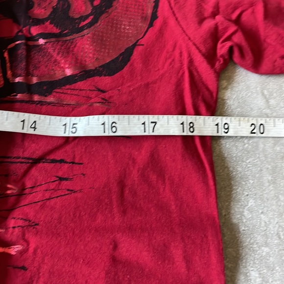 Preloved Ecko Unltd V neck short sleeves Shirt red & black for men (2 pcs) - Picture 3 of 11